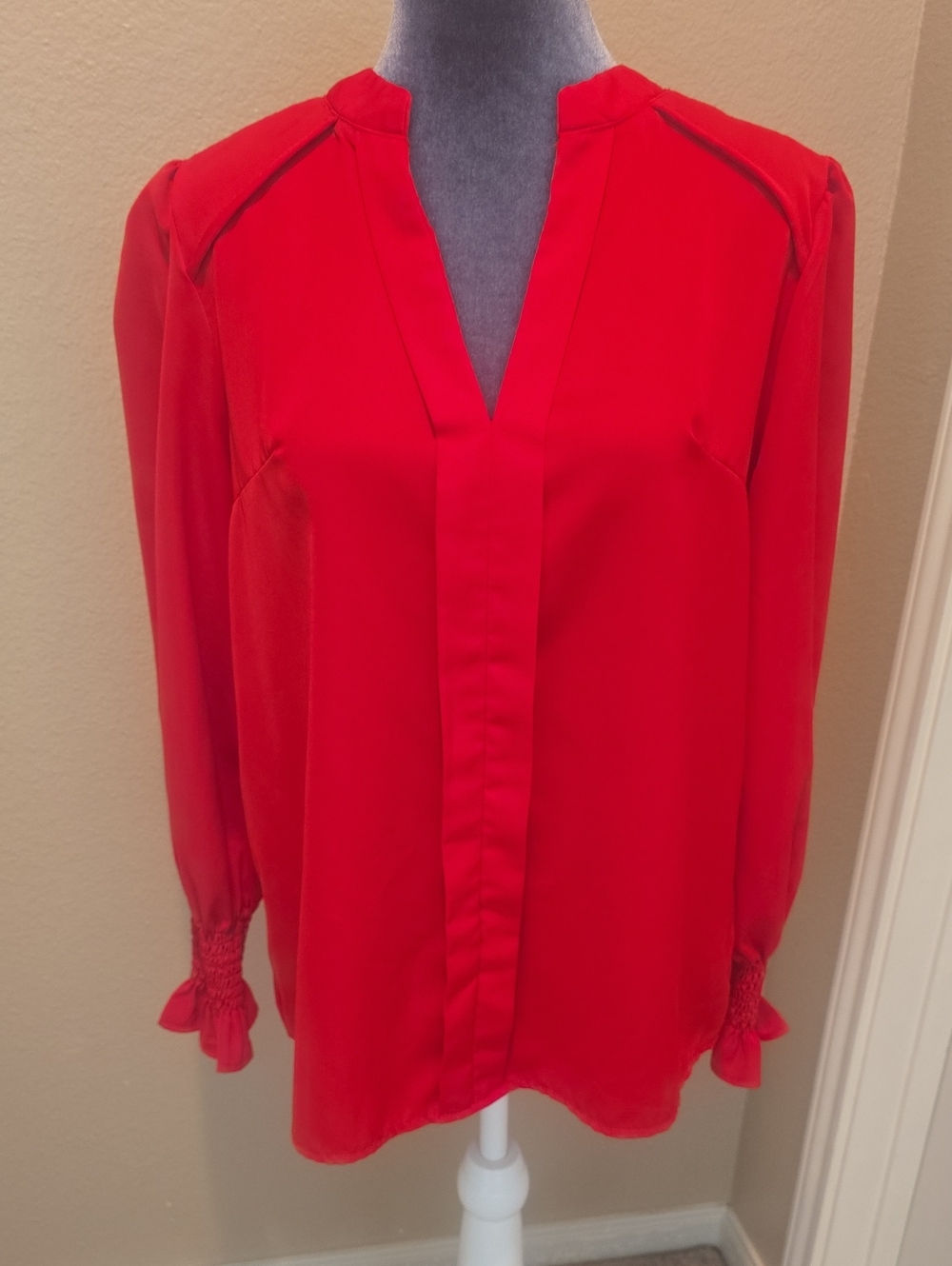 SHEIN Red V-Neck Long Sleeve Blouse with Smocked Cuffs